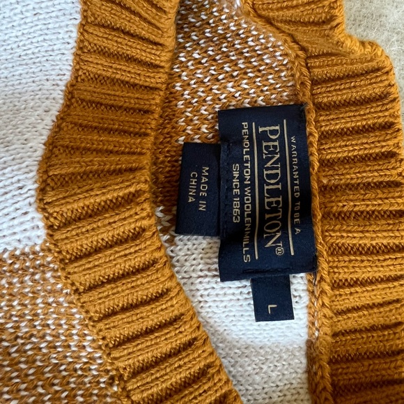 Pendleton sweater - Picture 5 of 5